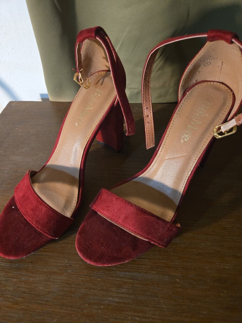 Bella Marie Women's Shoes Barbie Core Maroon Suede Heels Open Toed Sandal Size 8